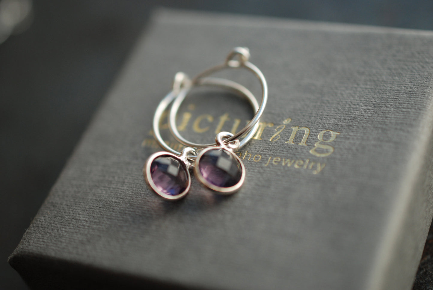 Sterling Silber Geburtsstein-Creolen Amethyst . Februar Geburtstagsgeschenke - picturing
