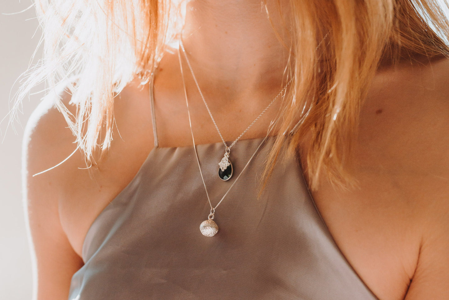 FLORA . Boho-Kette mit floralem Kugel-Anhänger aus 925er Silber /Sommer-Schmuck/Geschenkideen