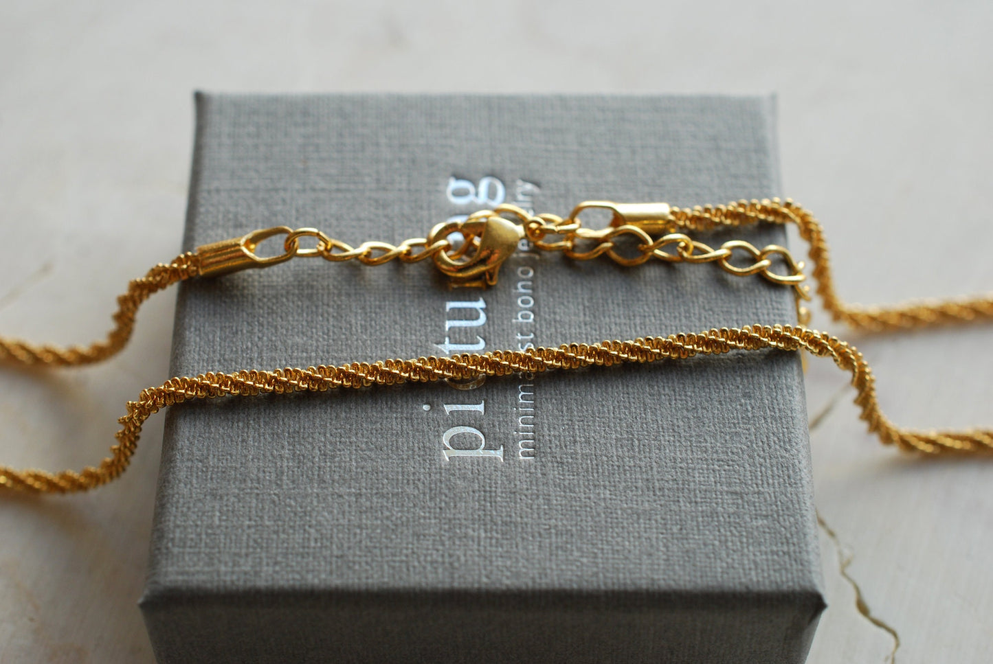 16 k Vergoldete Seil-Kette zum Kombinieren . Layering Kette