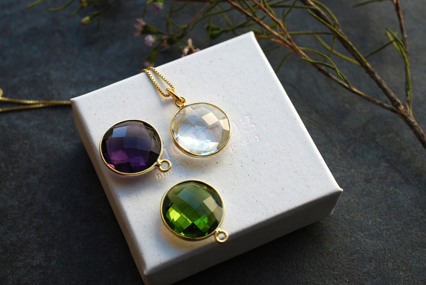 Edelstein-Anhänger wahlweise mit Gold-Kette/Geburtssteinkette/personalisierte Geschenke