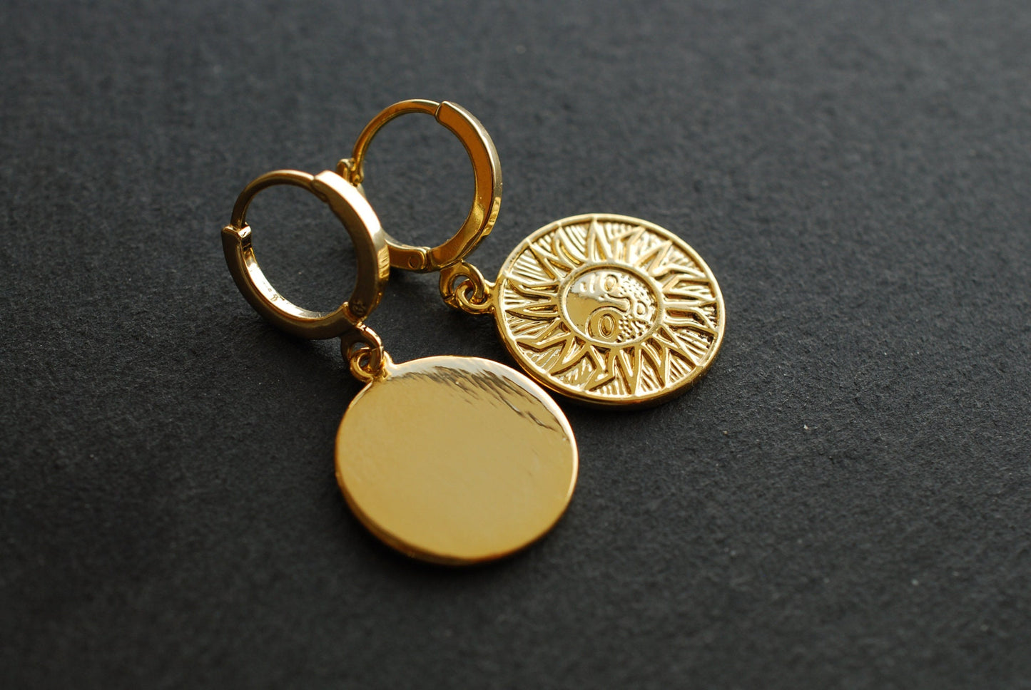 ELISA. Vergoldete Sonnen-Ohrringe . Boho-Schmuck . Geschenke für Frauen . Statement Ohrringe