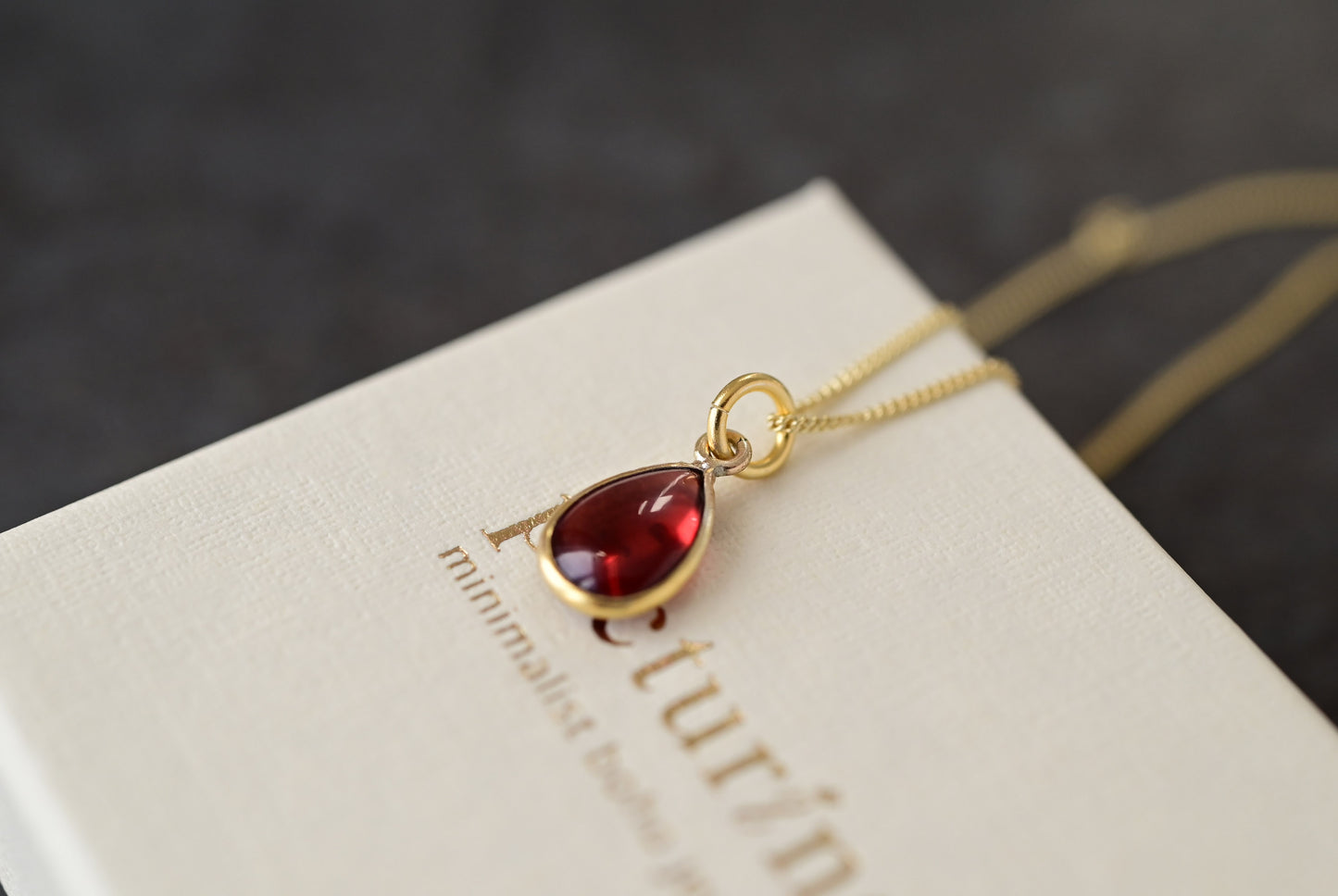 Geburtsstein-Kette PRECIOUS – Natürlicher Edelstein nach Wahl | 22 kt vergoldetes 925 Silber
