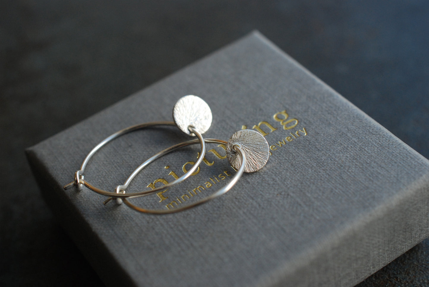 925 Sterling Silber Creolen NIA mit Plättchen-Anhänger