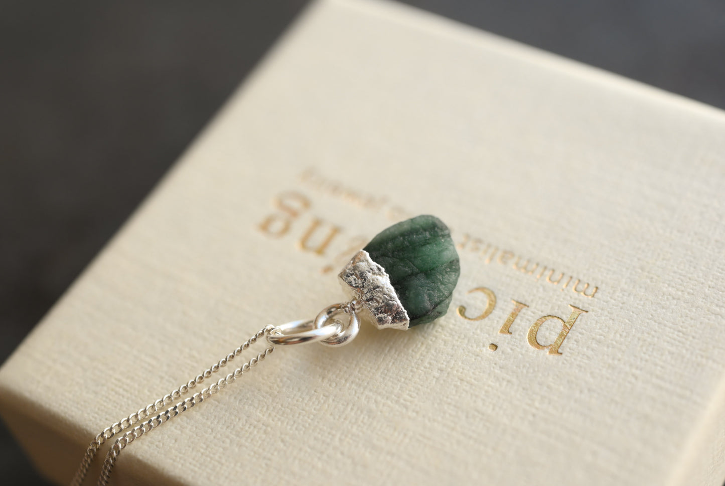 Roher Edelstein-Anhänger – AVA | Sterling Silber | optional mit Kette