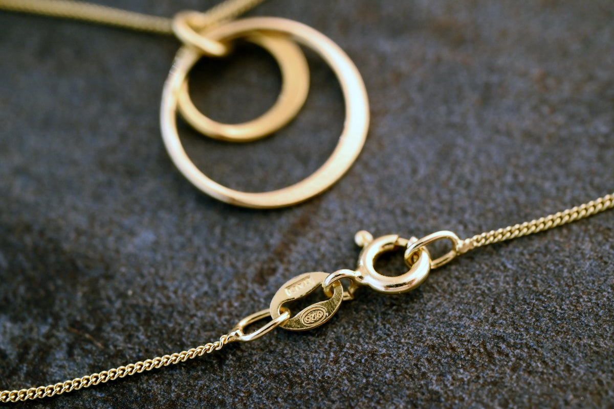Vergoldete Kette mit Kreis-Anhängern · CIRCLES | feiner Schmuck aus Sterlingsilber