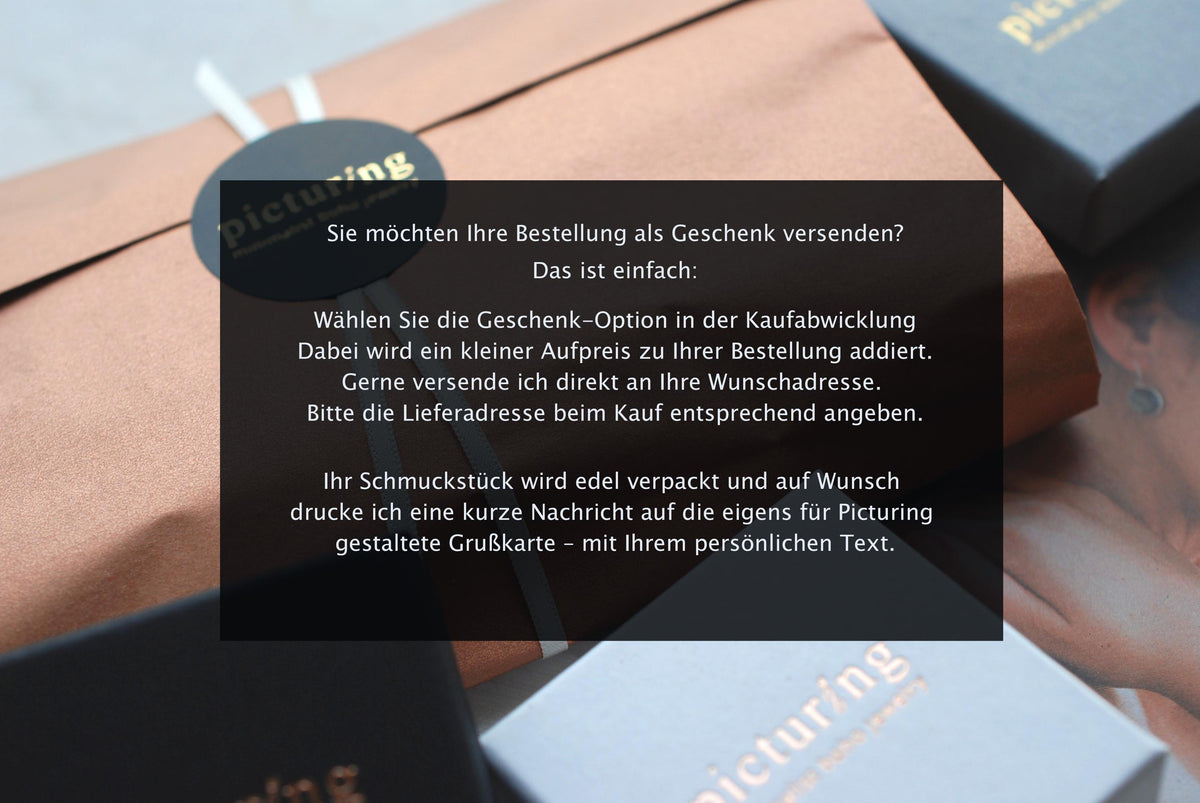 Vergoldete Hängeohrringe mit ovalem Anhänger · CIRCLES | leichte Ohrringe aus 14 kt vergoldetem Silber